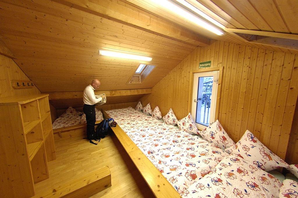 Berggasthaus Wasenalp بريغ الغرفة الصورة